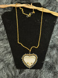 osâwisôniyâw[gold] • necklace